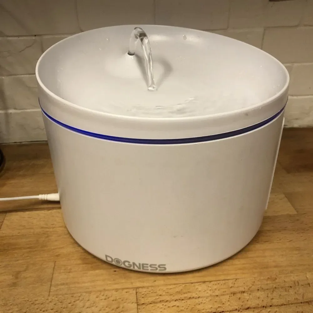 Dogness Pet Smart Water Fountain PLUS (LARGE PETS) White Auto Shuts Off 3.2 L
